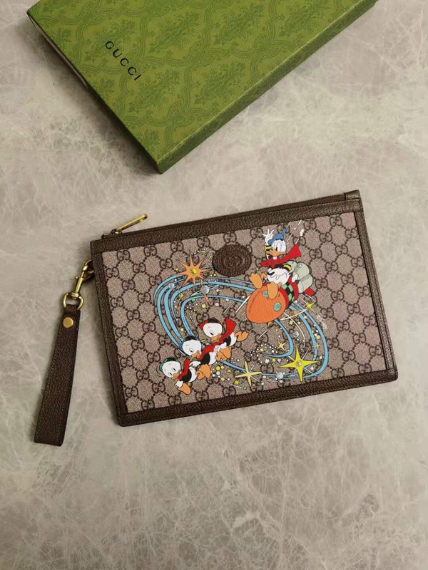 グッチ財布 レプリカ正面デザイン